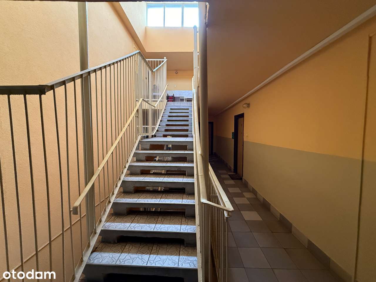 Sosnowiec Klimontów Kraszewskiego, balkon, niski blok-12