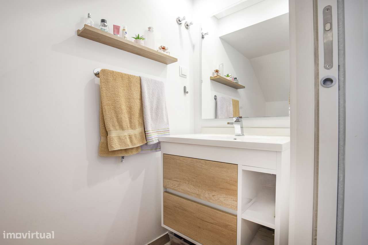 Moradia T3+1 garagem box jardim Quinta do Conde Sesimbra-6