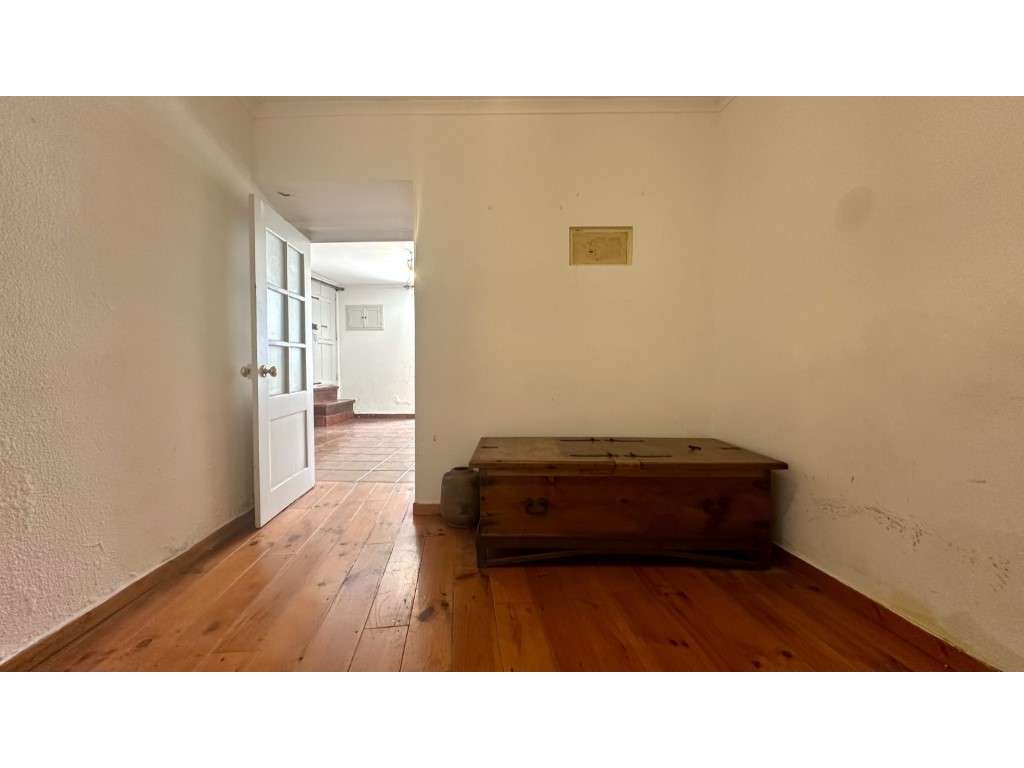 Apartamento T2 para venda na Estrela-6