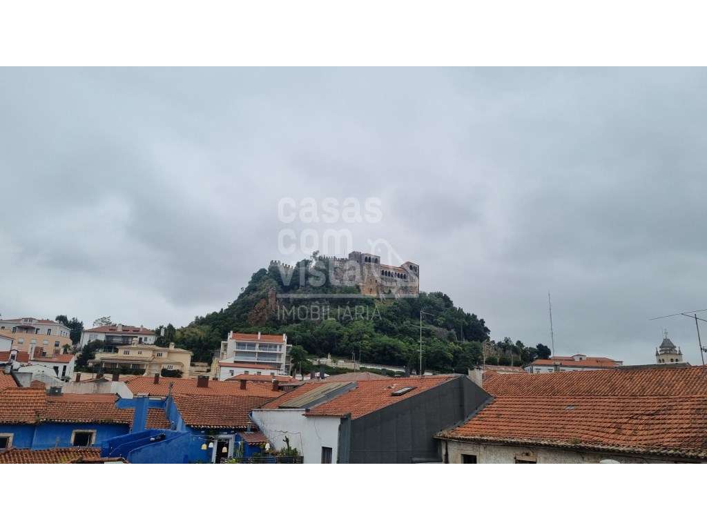 Apartamento T1 no Centro de Leiria Elegância Urbana, Design Moderno...-17