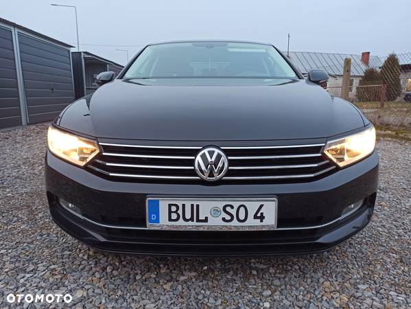 Volkswagen Passat 2.0 TDI BMT Comfortline DSG - 26