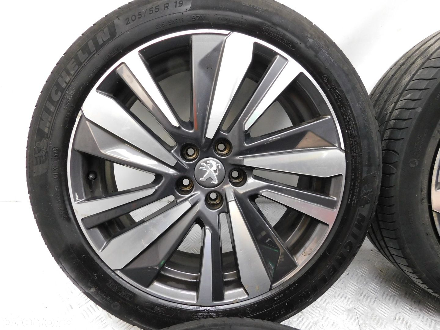 FELGI KOŁA OPONY 205/55 19R 7jX19 5x108 - PEUGEOT 3008 4008 5008 GT - 3