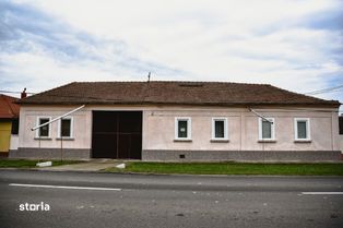 Vând casă 12 camere centrul comunei Pischia. - Imagine principală: 2/20