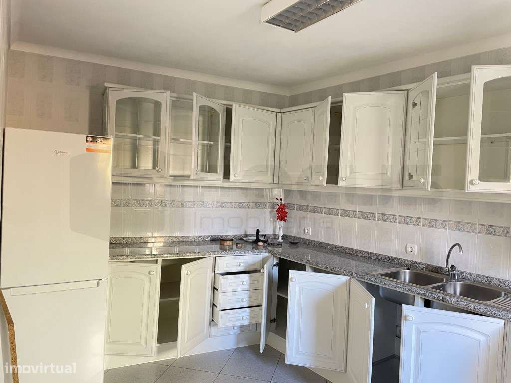 Moradia T3, para Arrendamento - Angeja - Grande imagem: 2/20