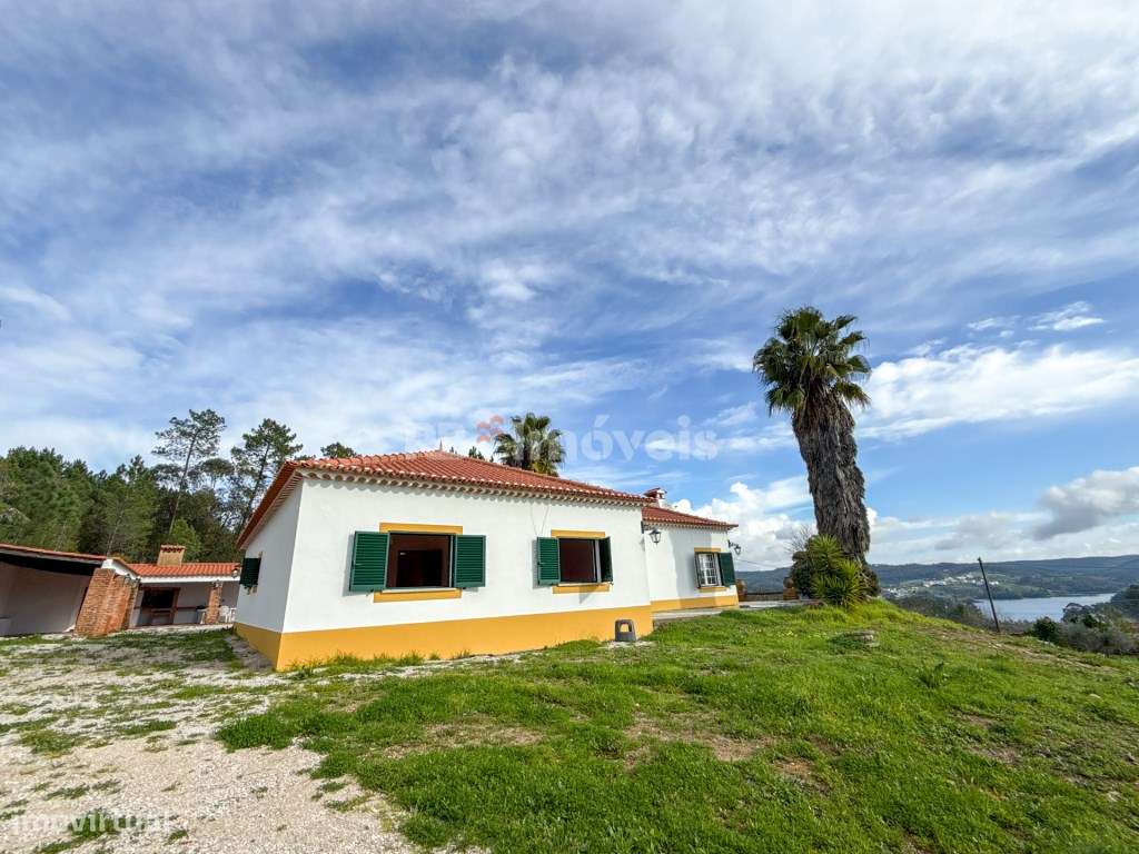 Moradia T3, c/ Jardim, Garagem e Zona de Estar Exterior - Castelo d...-59