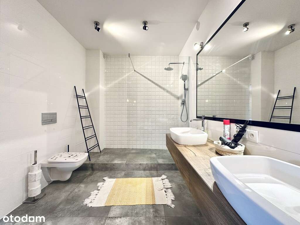 Dwupoziomowy apartament z widokiem na Stare Miasto-16