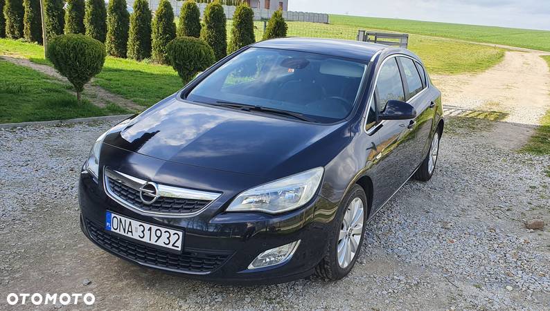 Opel Astra 1.4 Turbo Edition - 1