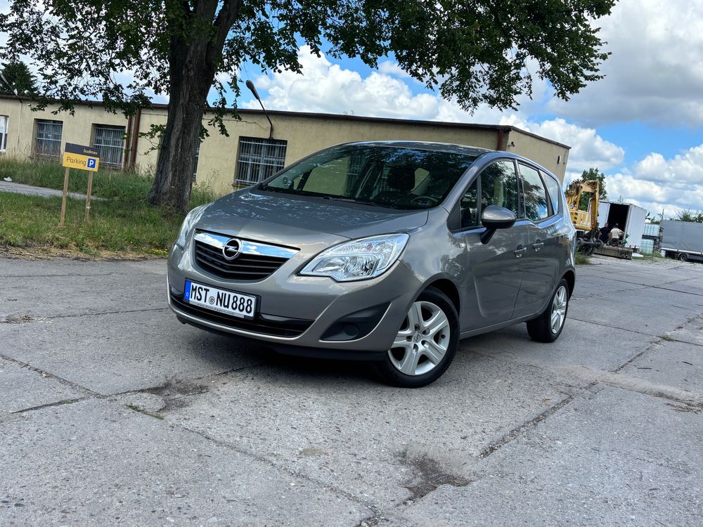 Opel Meriva II (2010-) 1.4 Edition 150 2010