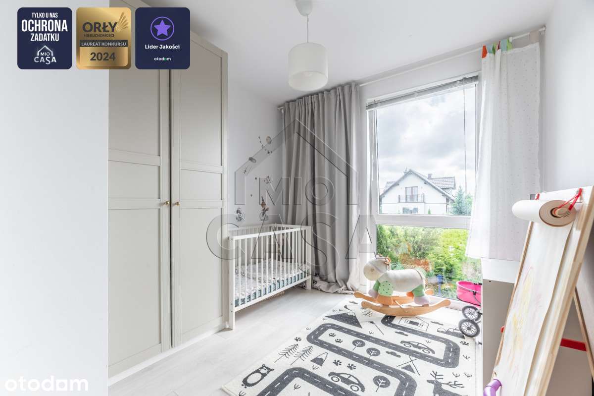 Urocze M4 z Dużym Tarasem i Prywatnym Parkingiem-10