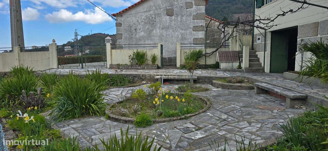 Moradia T3 na praia fluvial de Loriga, Seia, Serra da Estrela-6