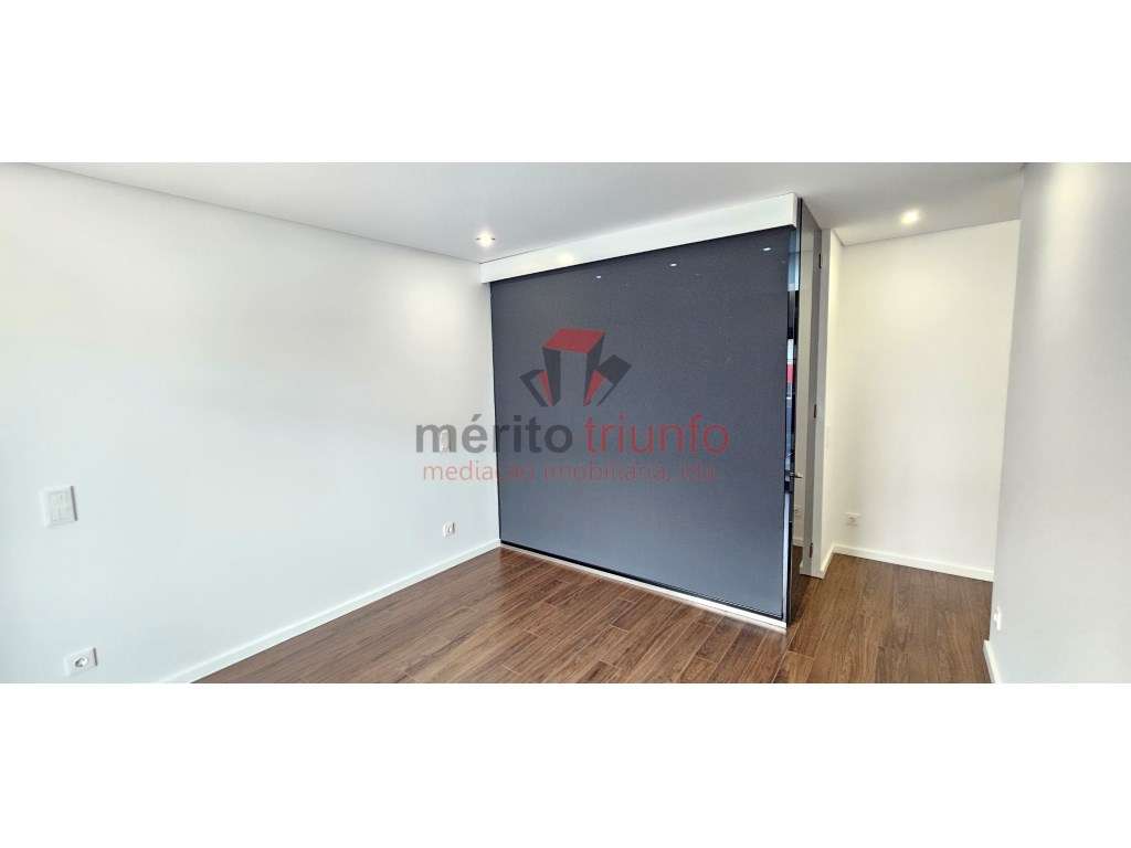 Oferta Escritura e Registo- Apartamento T3 NOVO - Ramalde - Porto-25