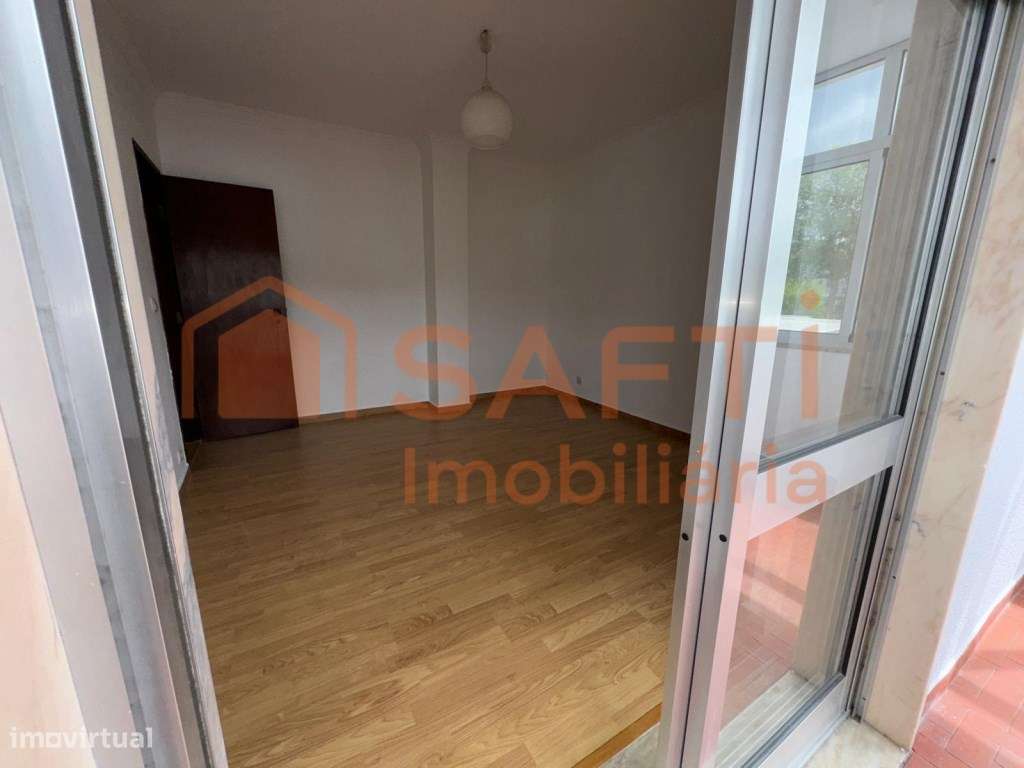 Apartamento T2 - Grande imagem: 4/13