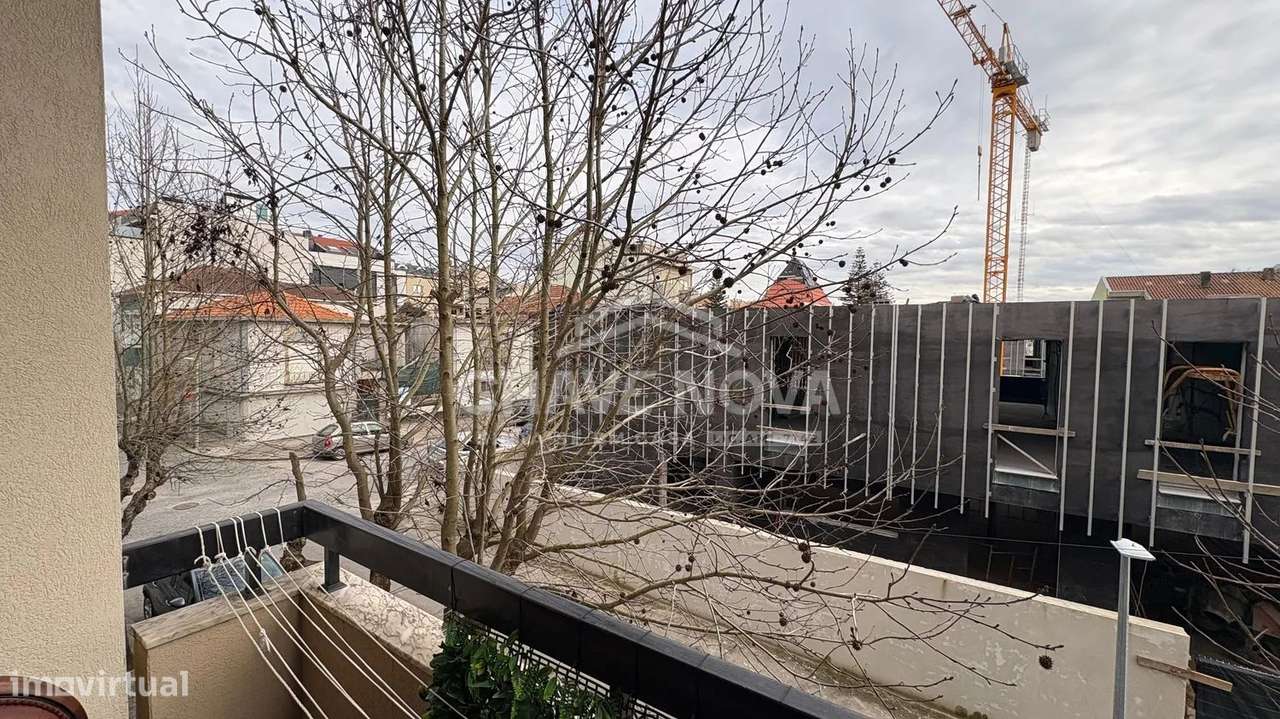 Apartamento T3 no Centro de Espinho com Garagem Box