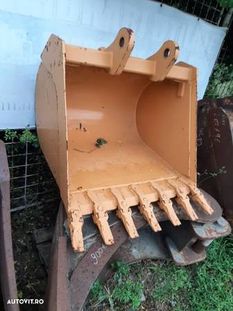 Cupe originale buldoexcavator CASE - 10