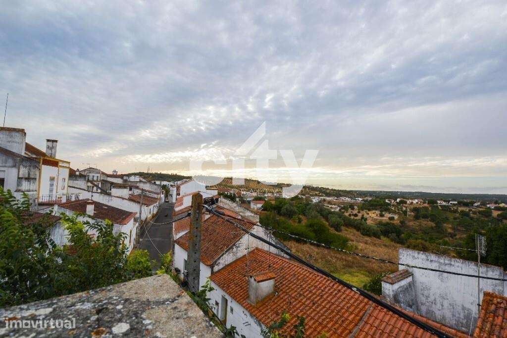 PRÉDIO EXCLUSIVO NO CENTRO DE MONTARGIL-17