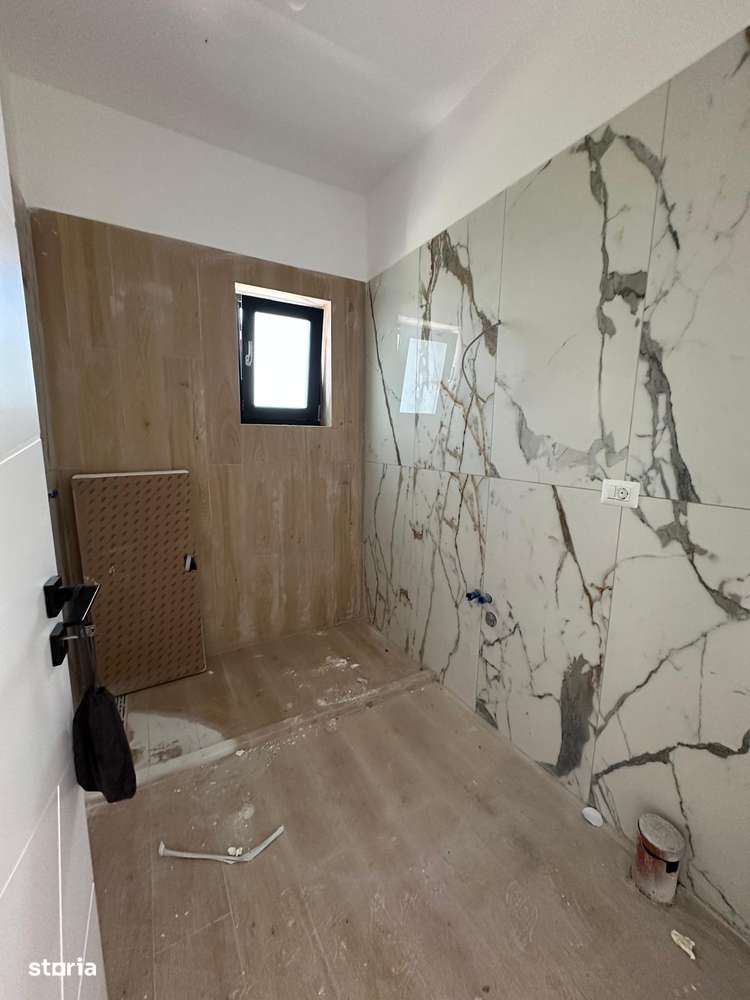 Casa cu teren 520 mp, incalzire in pardoseala si tripan in Domnesti-13