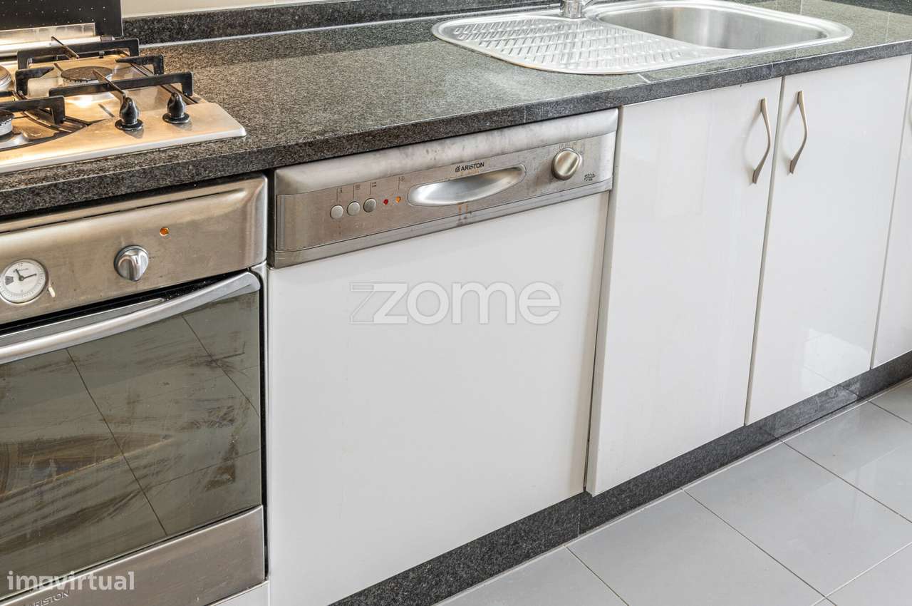 Apartamento T2, com Garagem e Varanda, em São Cosme, Gondomar - Grande imagem: 5/47