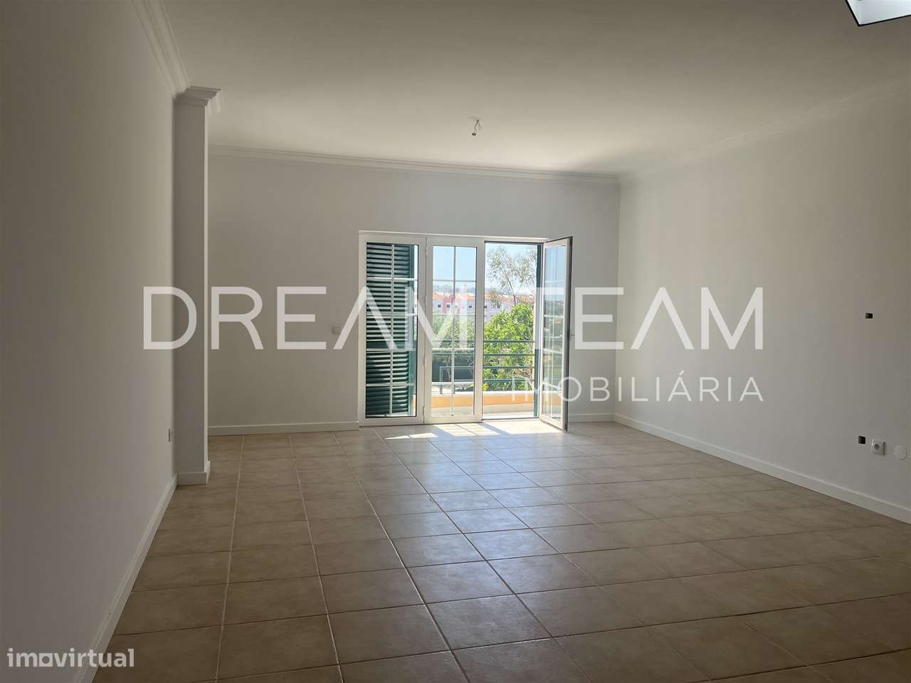 Moradia T4  com Piscina e Lote de 900 m² – Qta da Serralheira, Setúbal-5