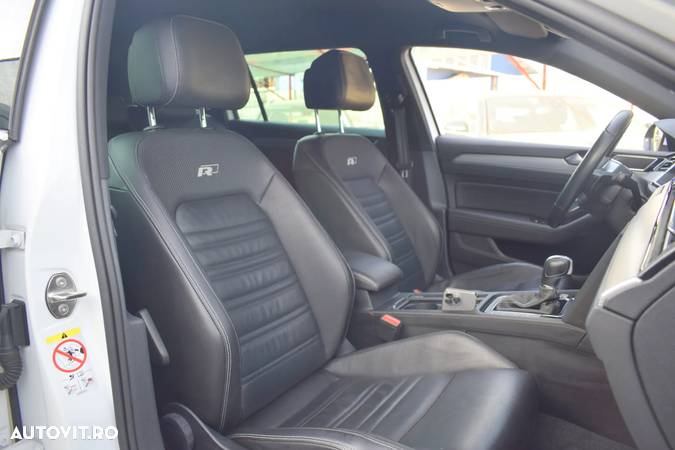 Volkswagen Passat Variant 2.0 TDI DSG R Executive - 12