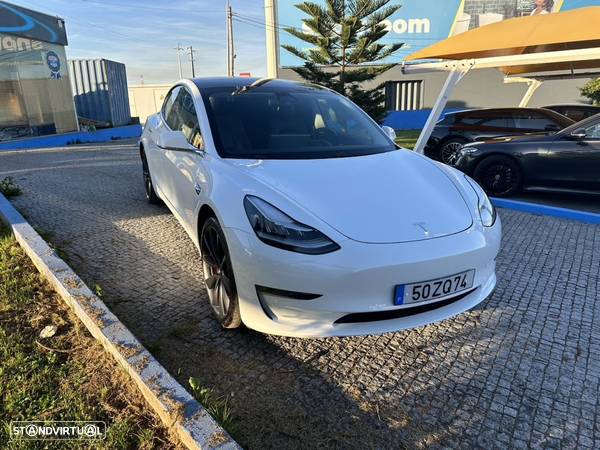 Tesla Model 3 Long Range AWD Dual Motor Performance - 5