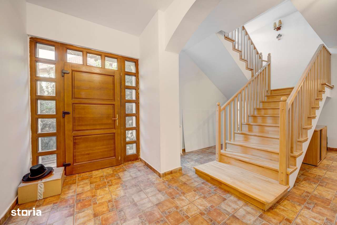 PROPRIETATE UNICA: 1.618 MP TEREN  IN PIPERA, CU VILA SOLIDA SI GRADIN-8