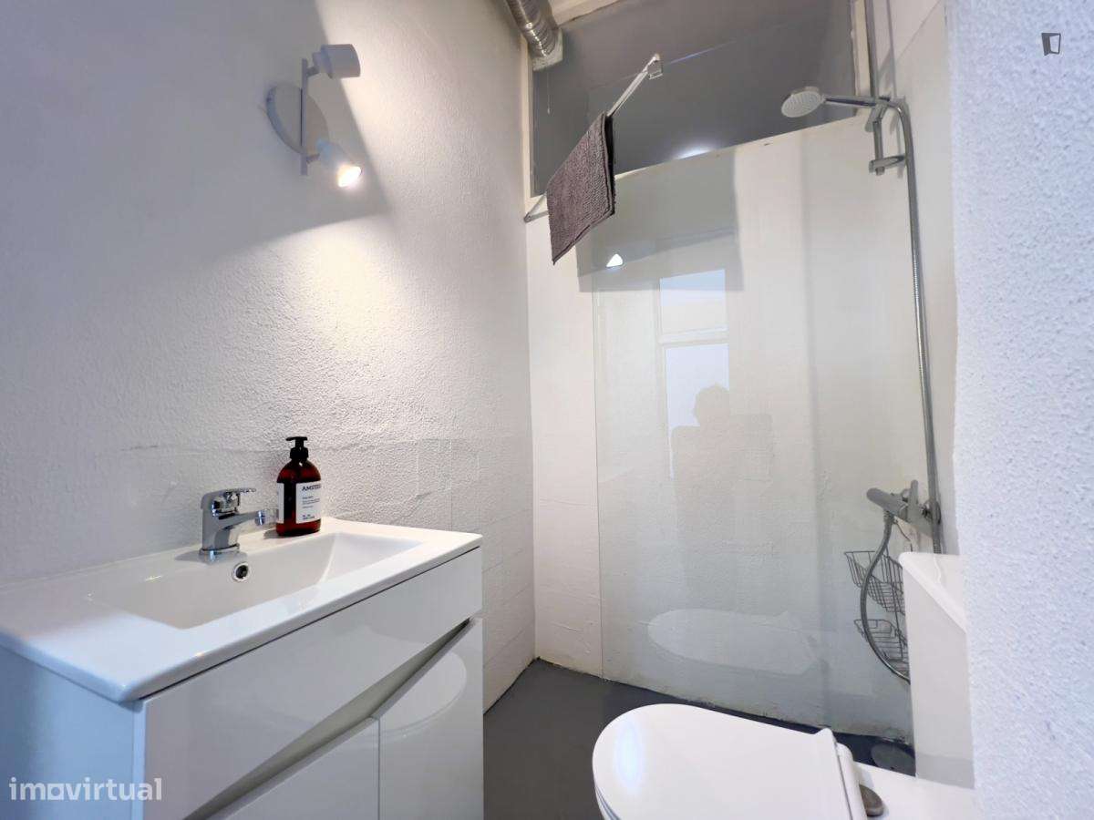 Quarto - localizado em Arroios Lisbon - Grande imagem: 4/35