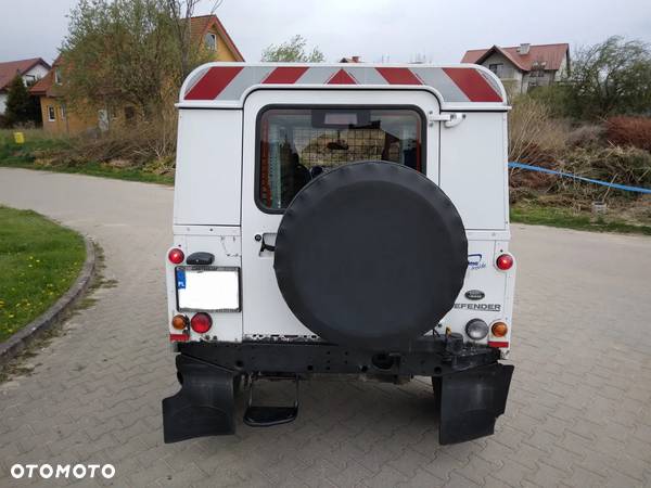 Land Rover Defender 90 2.4 TD4 E - 14