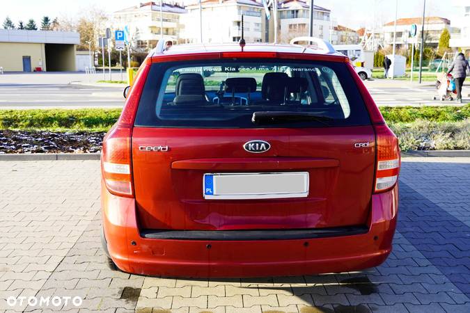 Kia Ceed Cee'd 1.6 Crdi Comfort + - 12