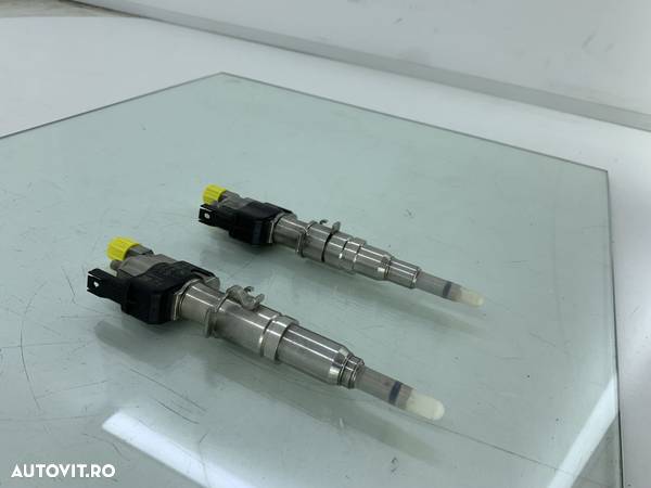 Injector BMW SERIA 7 F01  2008-2015  7585261 - 2