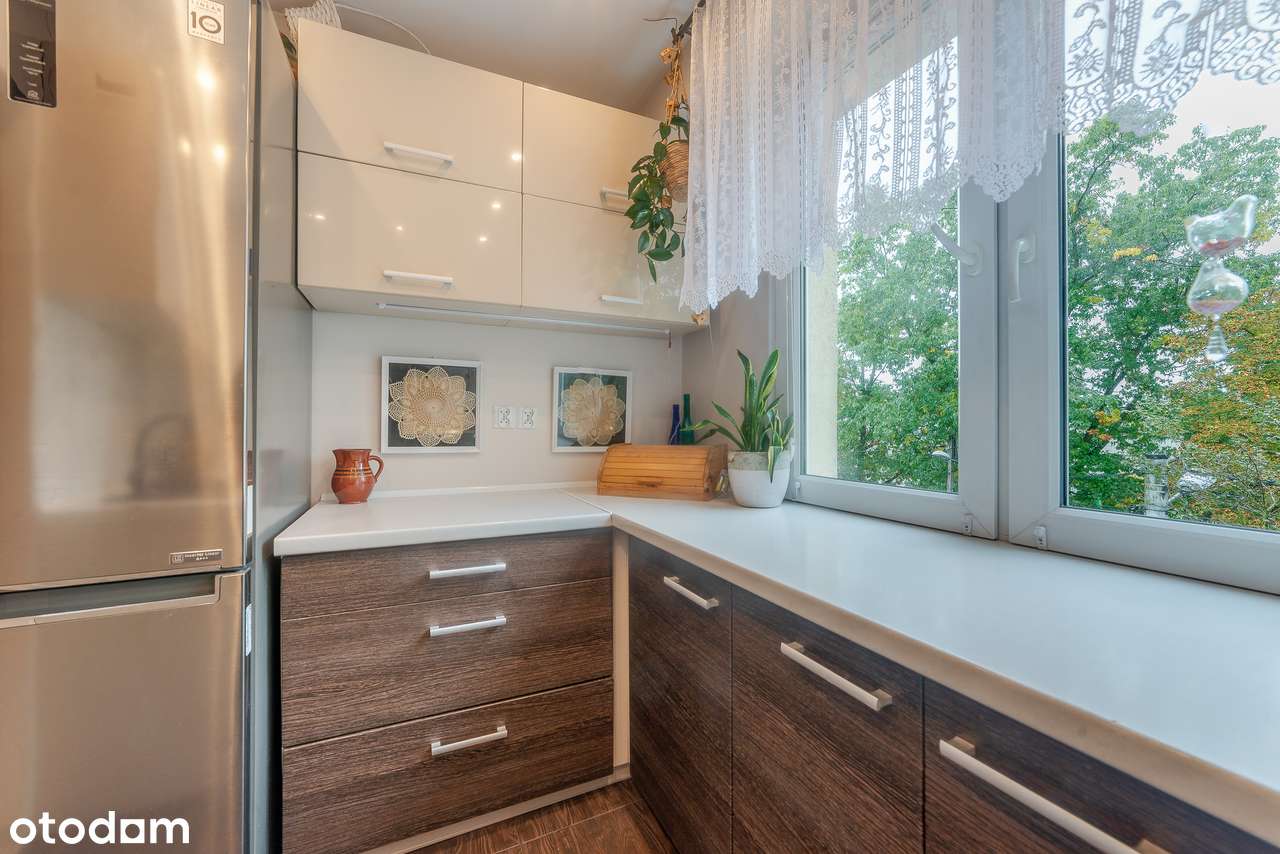 Trzypokojowe mieszkanie na drugim piętrze - ul. Cicha, Pabianice-9