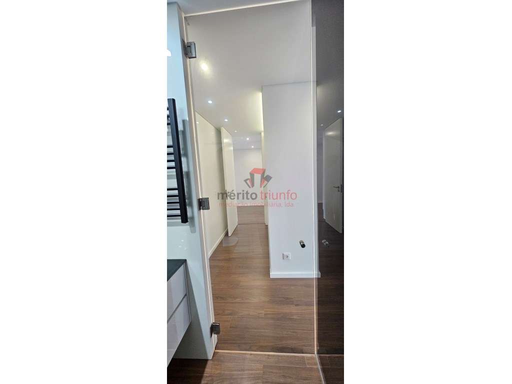 Oferta Escritura e Registo- Apartamento T3 NOVO - Ramalde - Porto-29
