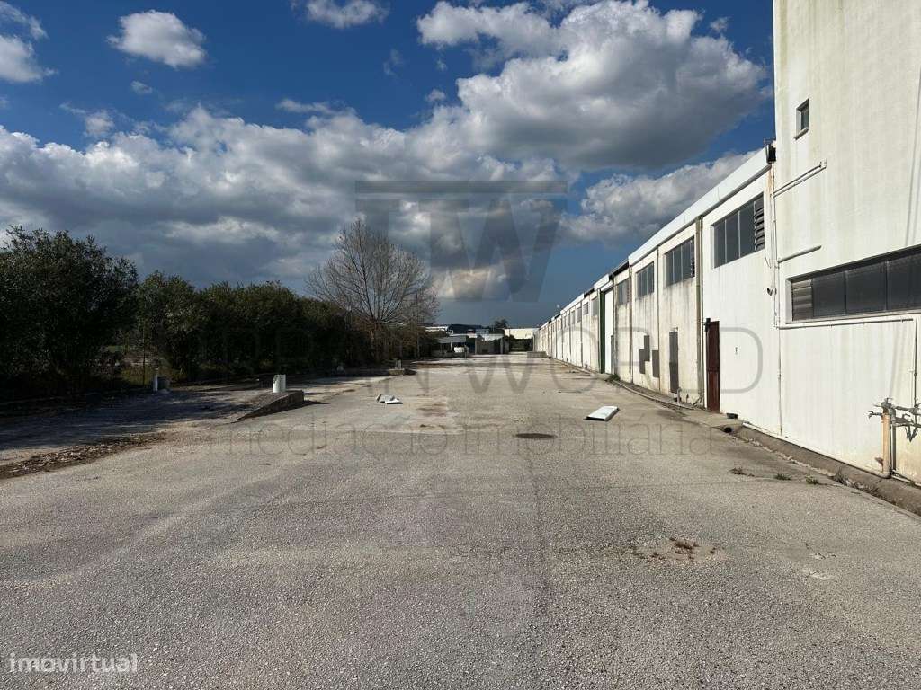 Armazém Industrial, Z. Industrial Torres Novas - Santarém, 12.056 m2-36