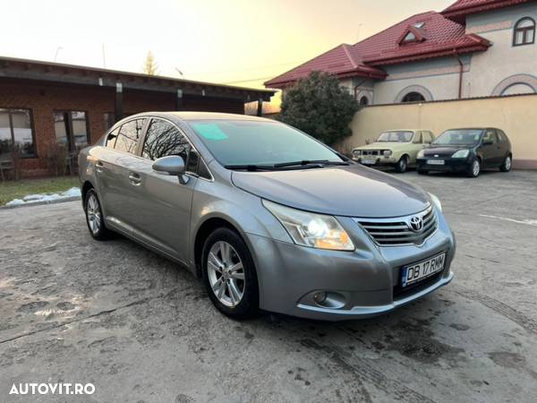 Toyota Avensis 2.0 D-4D - 3