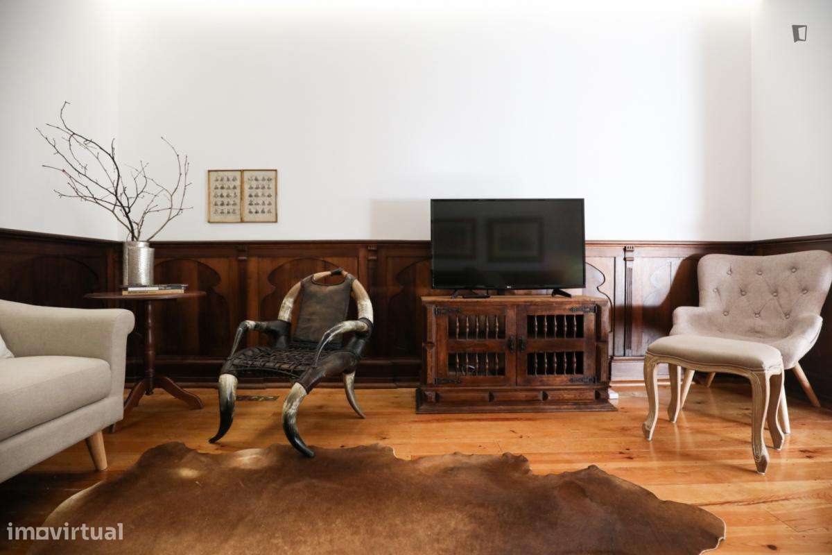 Quarto - localizado em Anjos Lisbon - Grande imagem: 5/49