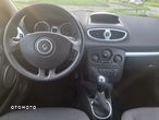 Renault Clio - 10