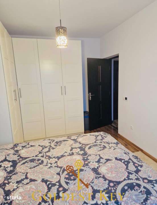 Apartament cu 3 camere, balcoane si curte privata cu parcare - Imagine principală: 5/8