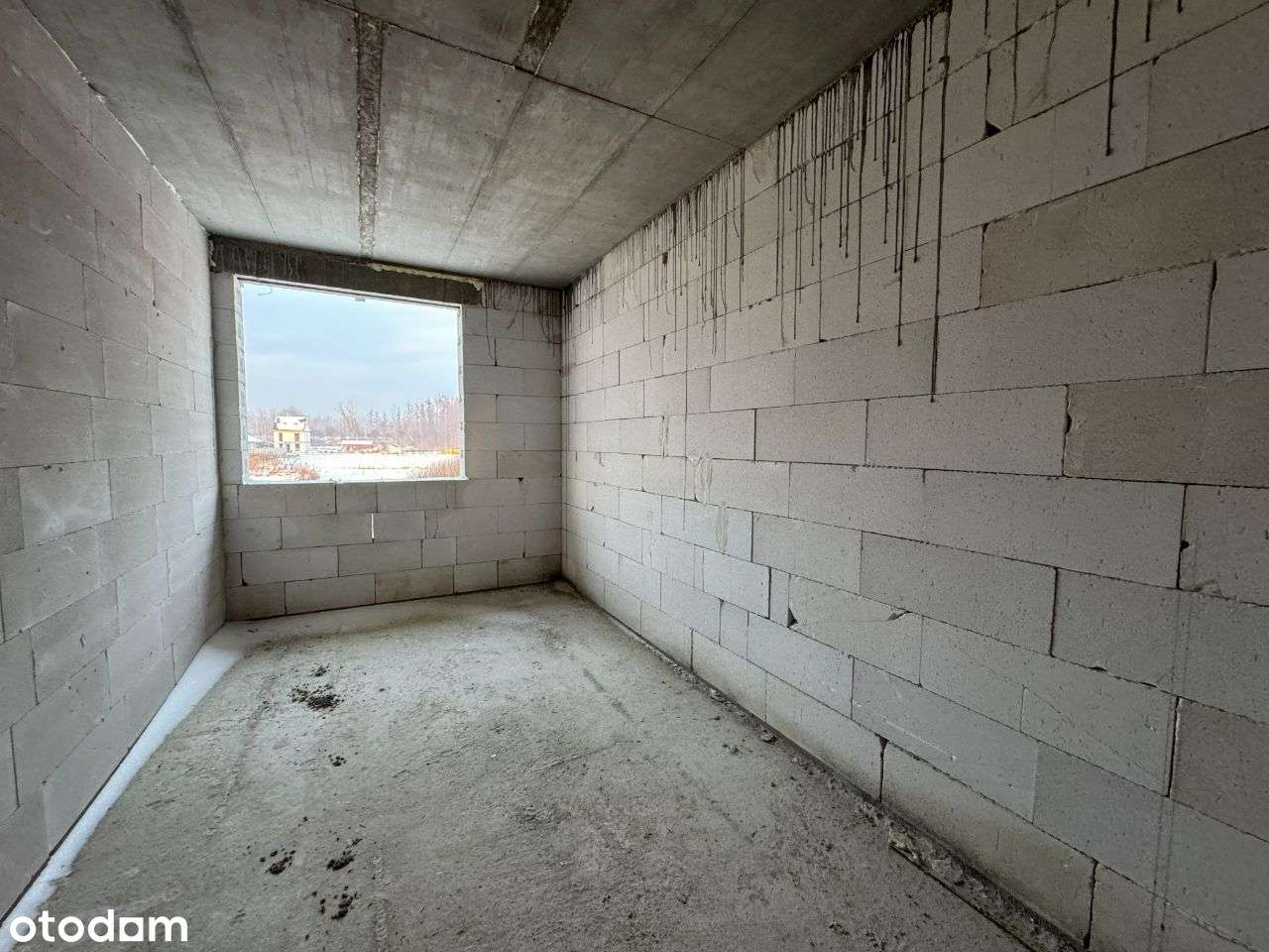 Dom szeregowy w stanie surowym otwartym, gaz oraz prąd na działce-9