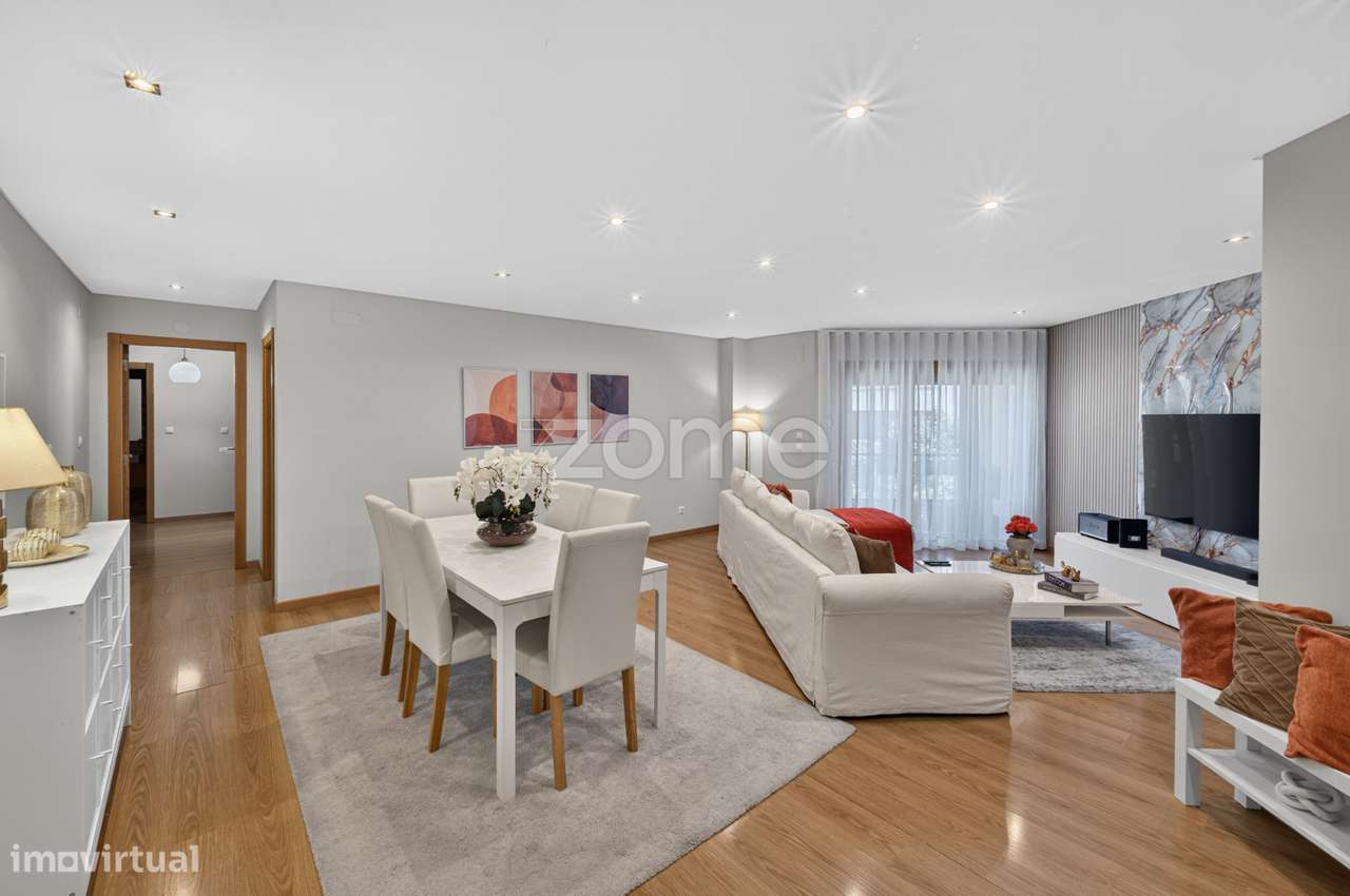 Apartamento T3 na Urbanização do Jardim da Amoreira - Ramada-0