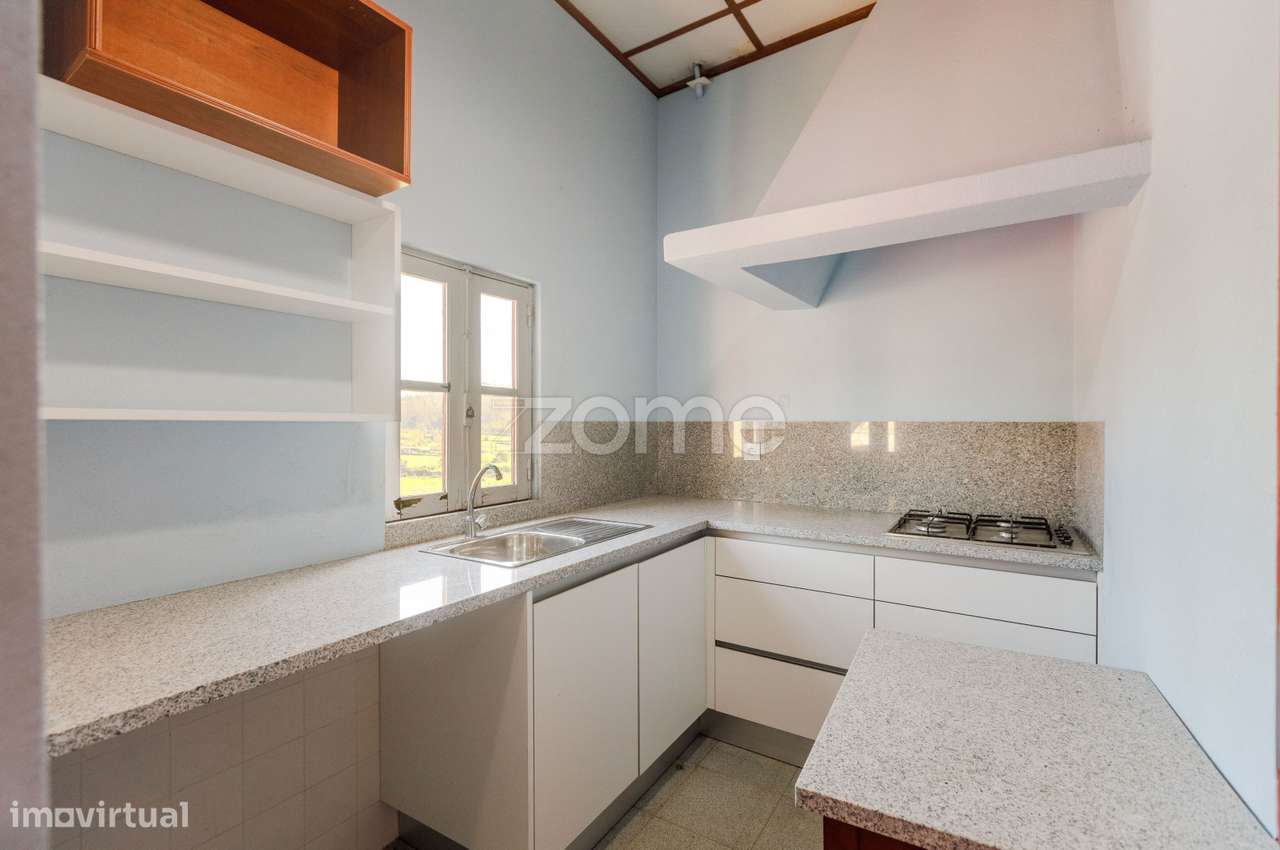 Moradia T3 de 4 frentes, com 984 m² de Terreno em Vila do Conde-10