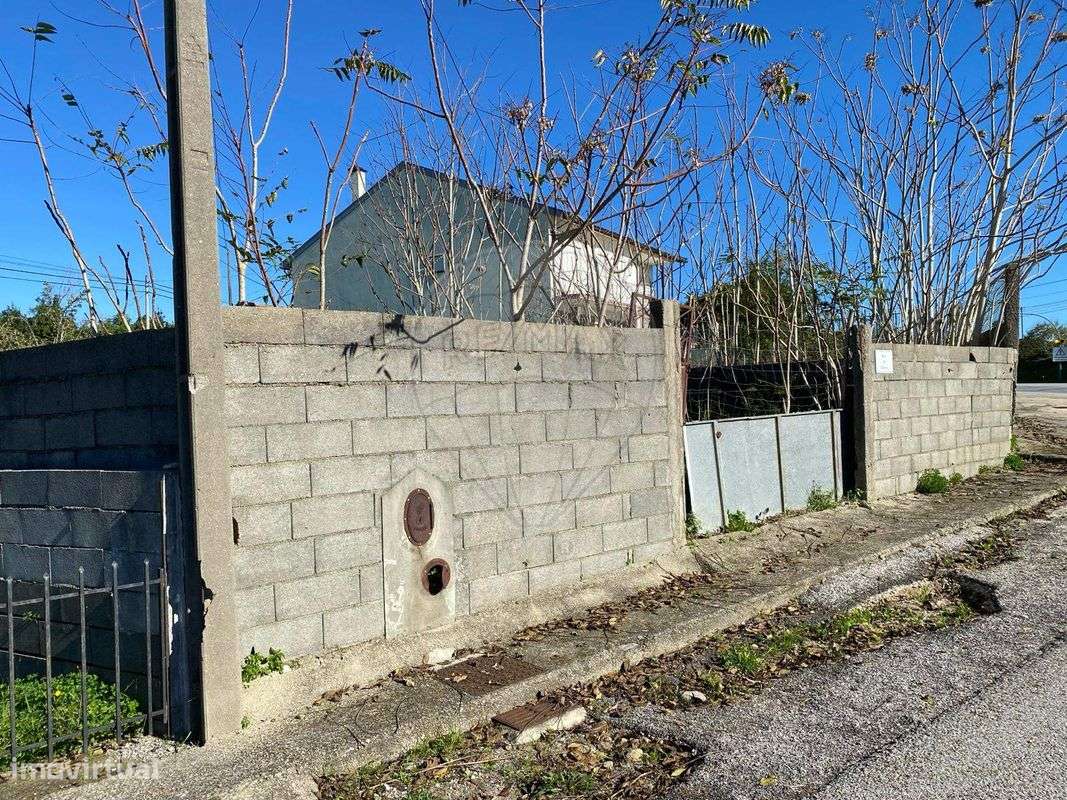 Terreno  para venda - Grande imagem: 2/5