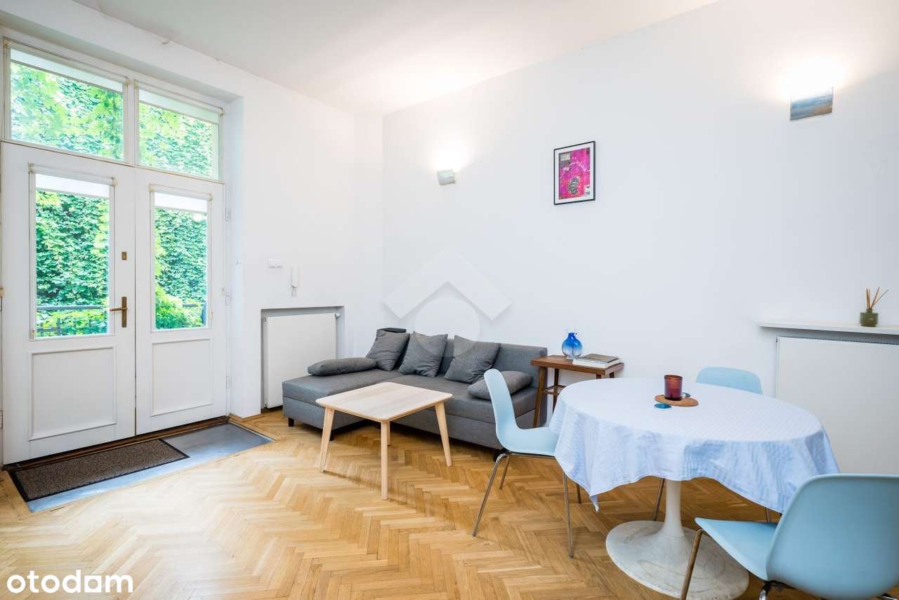 Gotowa kawalerka w sercu Krakowa!-9