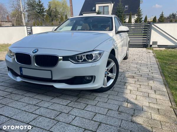 BMW Seria 3 328i xDrive - 2