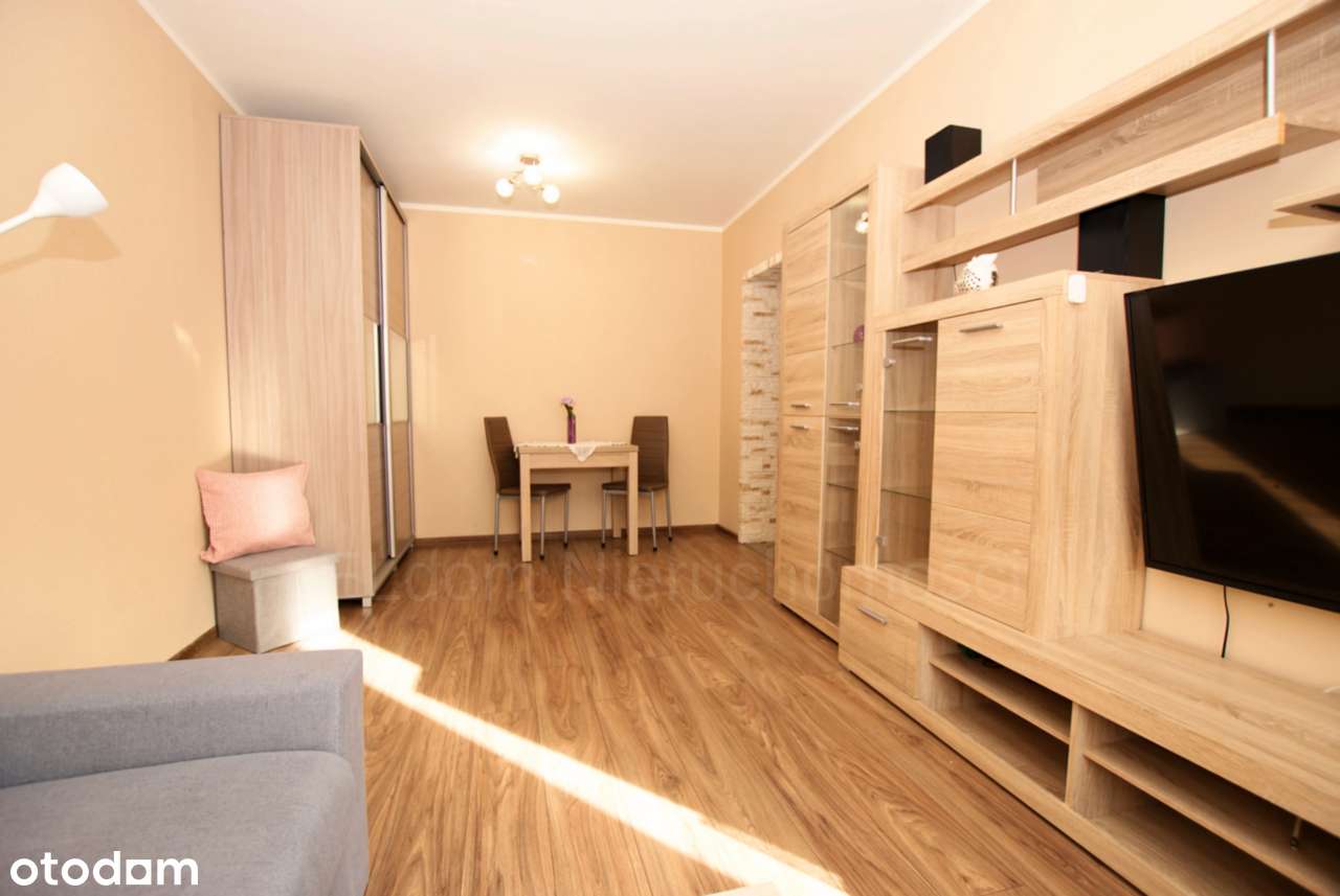 Mieszkanie ul. Balzaka Oporów , komórka REZERWACJA !!!!-2