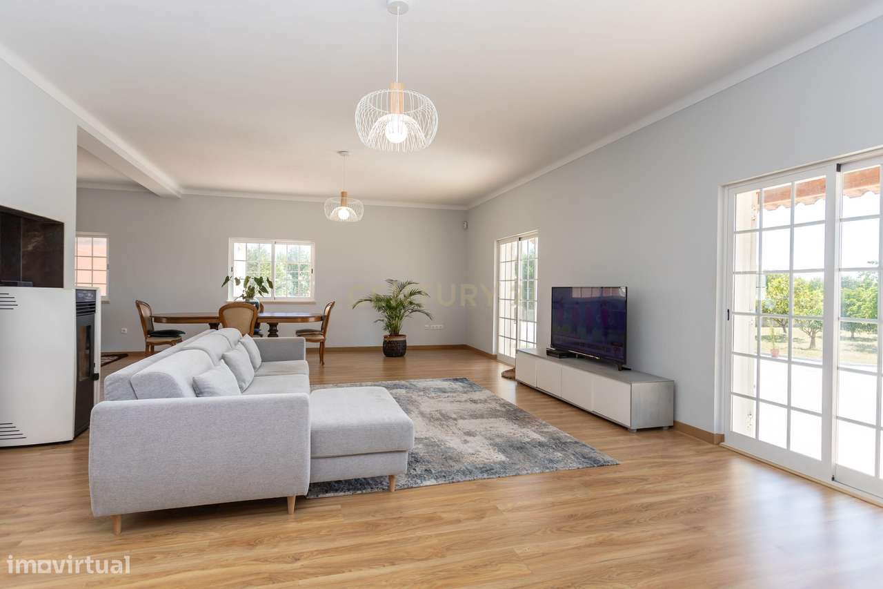 Moradia T5 com Piscina em Poceirão, Palmela-15