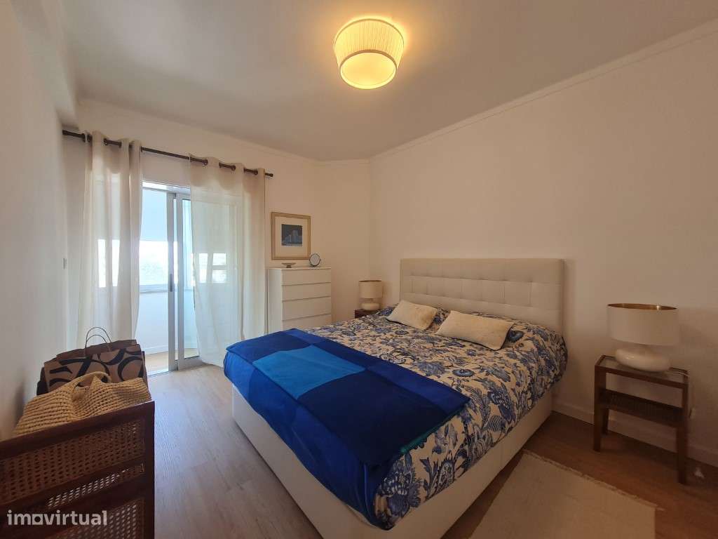 Vende-se T2+1 remodelado no centro-18