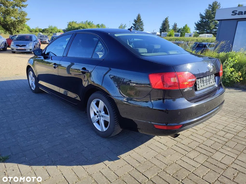 Volkswagen Jetta 1.2 TSI Comfortline - 6