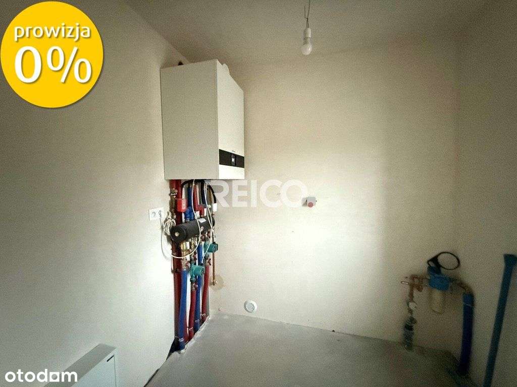 połowa bliźniaka, wysoki standard, 4 sypialnie-9