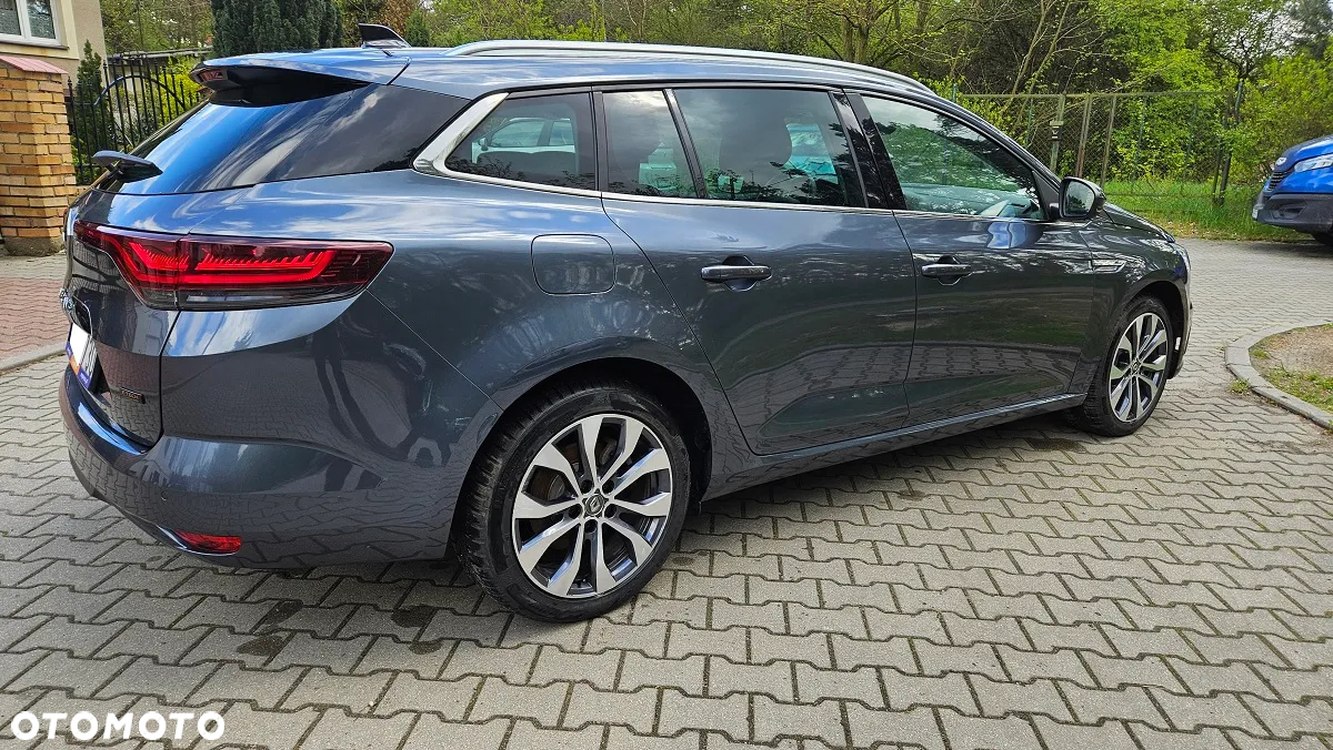 Renault Megane 1.6 E-TECH Plug-In Techno - 4