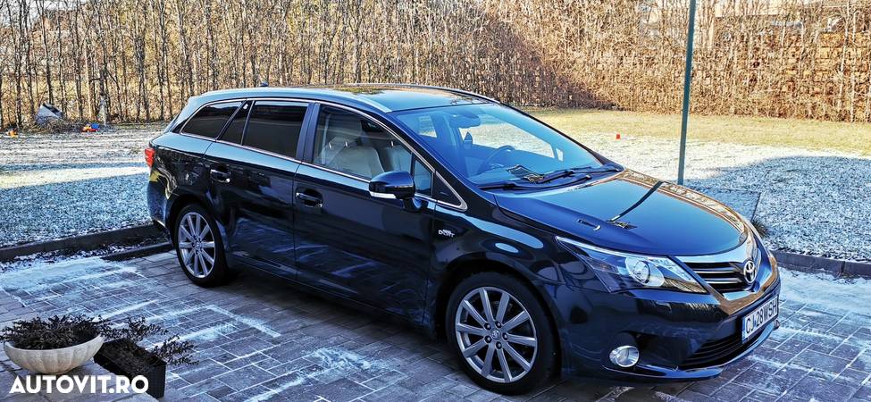 Toyota Avensis 2.2 D-CAT Luxury (consola argintie) - 26