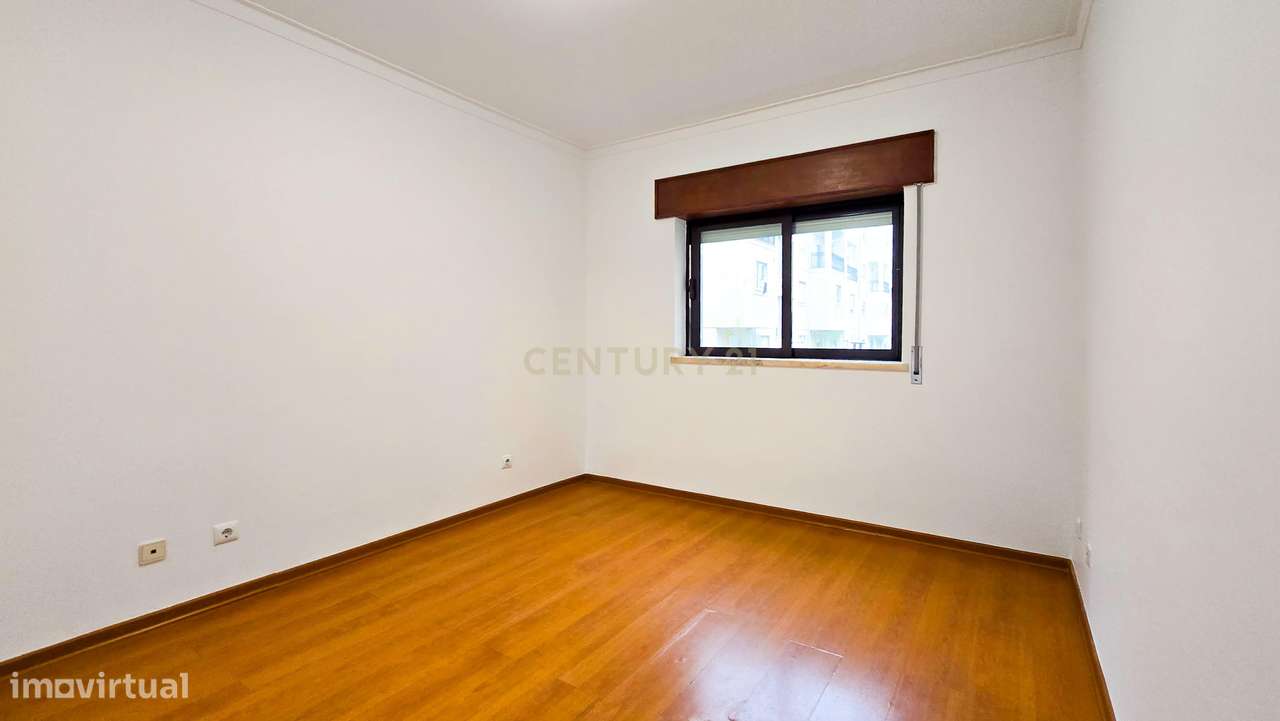 Apartamento T1 Quinta do Conde - Grande imagem: 2/26